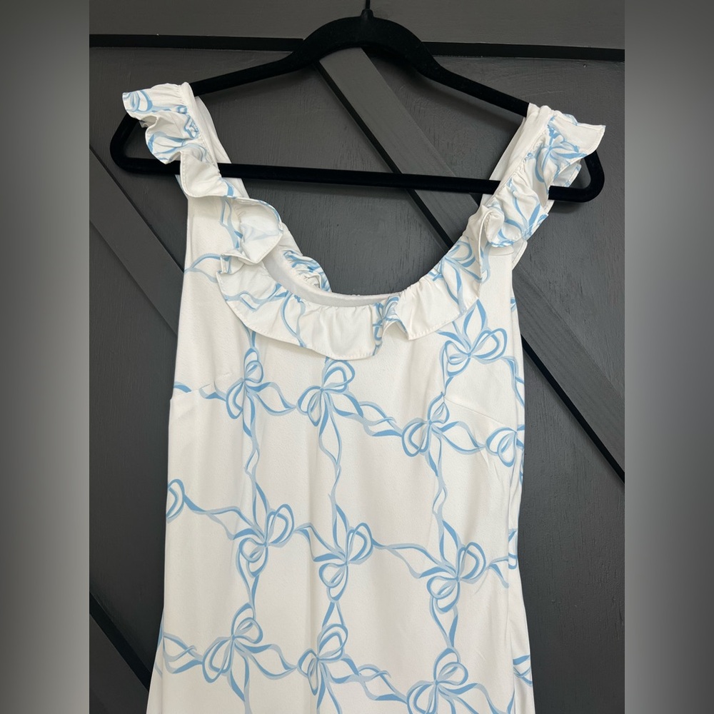 Glamorous Maxi Dress in White with Blue Ribbon Print, Size 6 - Picture 6 of 9